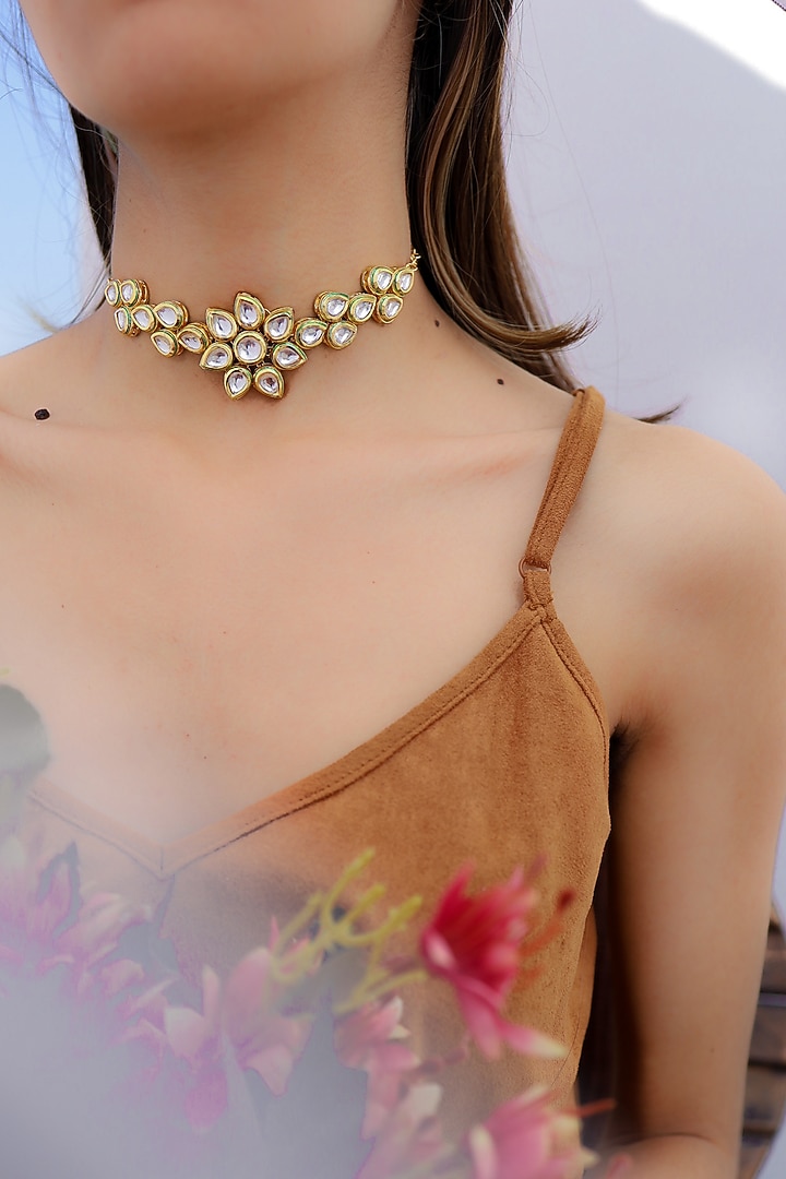 Gold Finish Kundan Polki Choker Necklace by Do Taara at Pernia's Pop Up Shop