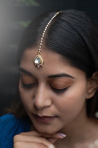Gold Plated Victorian Polki Maang Tikka by Do Taara
