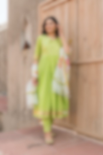 Green Embroidered Kurta Set by Pheeta at Pernia