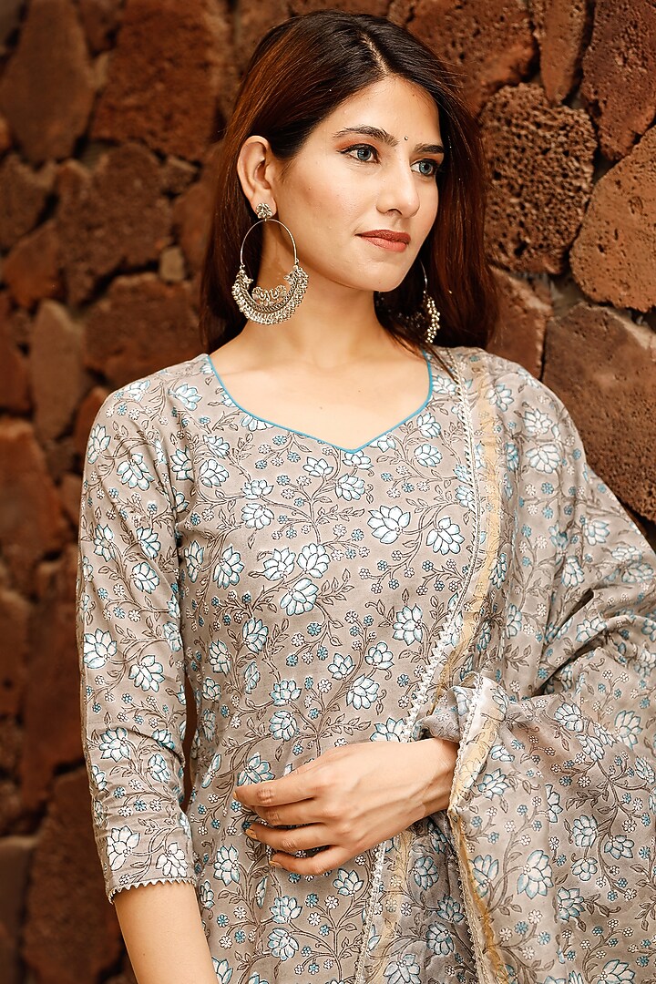 Grey Printed Sharara Set by Pheeta at Pernia's Pop Up Shop