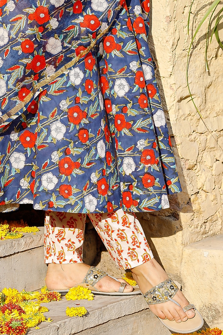 Blue Printed Flared Kurta Set by Pheeta at Pernia's Pop Up Shop