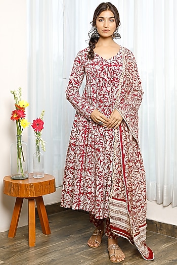 Red Hand Block Printed Anarkali Set by Pheeta at Pernia's Pop Up Shop
