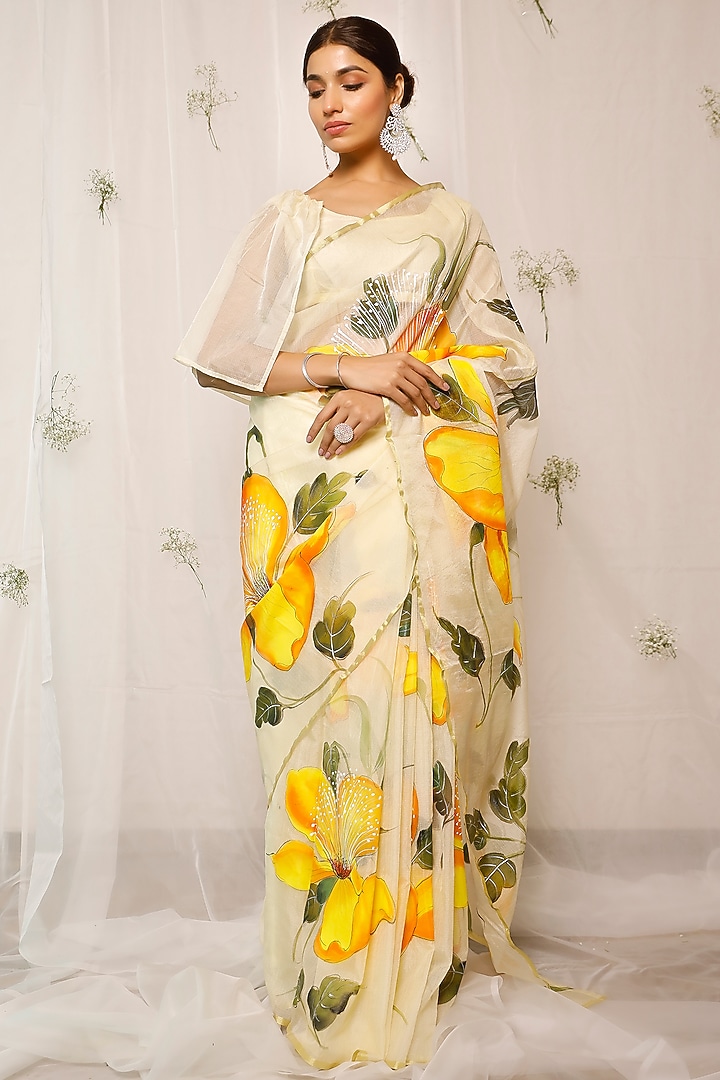 Yellow Hand-Painted Festive Saree Set by Pheeta at Pernia's Pop Up Shop