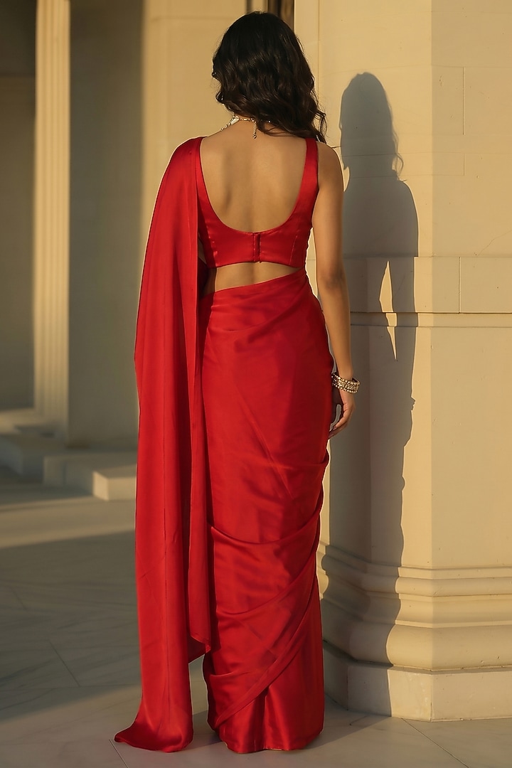 Red Satin Party Wear Saree Set by Phatakaa at Pernia's Pop Up Shop