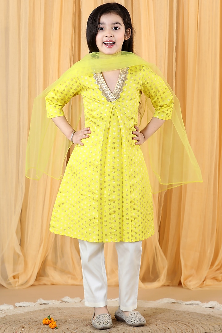 Yellow Silk Brocade Kurta Set For Girls by Piccolo