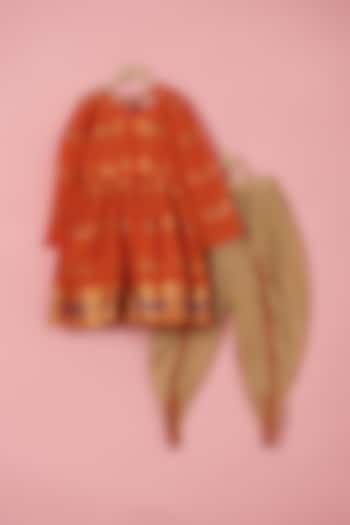 Orange Cotton Silk Drum Printed Kurta Set For Girls by PiccoRicco