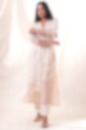 Ice Pink Pearl Embroidered Kurta Set by Piri India at Pernia's Pop Up Shop