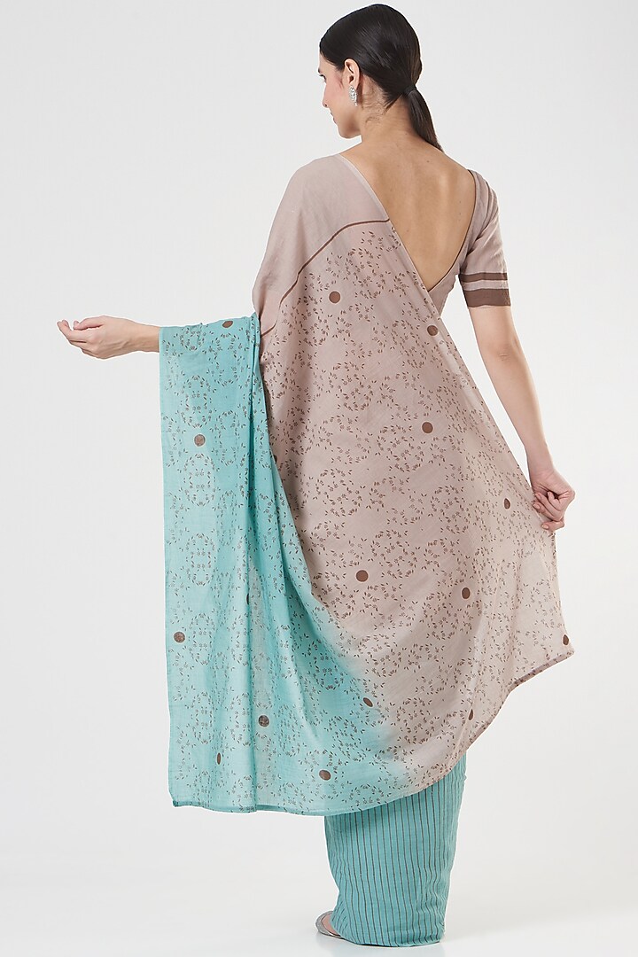 Blush Pink & Blue Printed Saree by Parijat at Pernia's Pop Up Shop