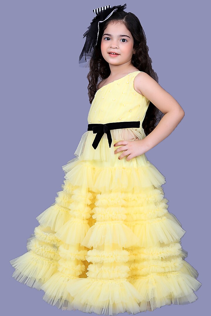 Yellow Embellished Skirt Set For Girls by Pink Cow at Pernia's Pop Up Shop