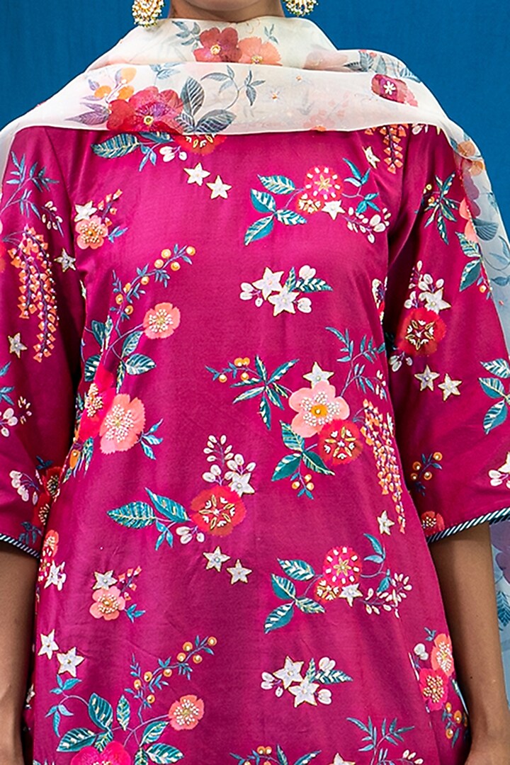 Burgundy Printed & Hand Embroidered Kurta Set by Pita Nila at Pernia's Pop Up Shop