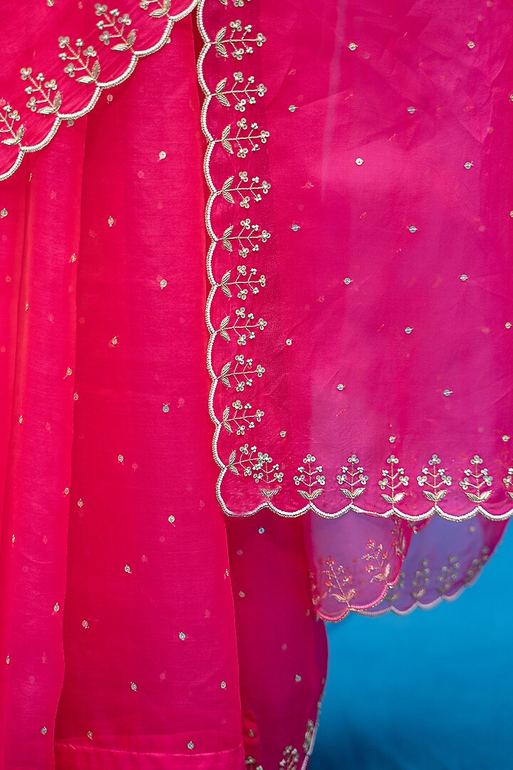 Fuchsia Hand Embellished Party Wear Saree Set by Pita Nila at Pernia's Pop Up Shop