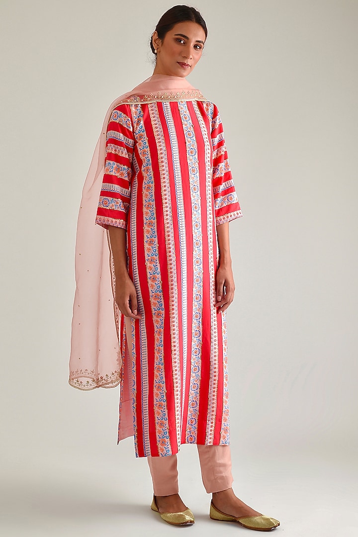 Bright Red Printed & Hand Embroidered Kurta Set by Pita Nila at Pernia's Pop Up Shop