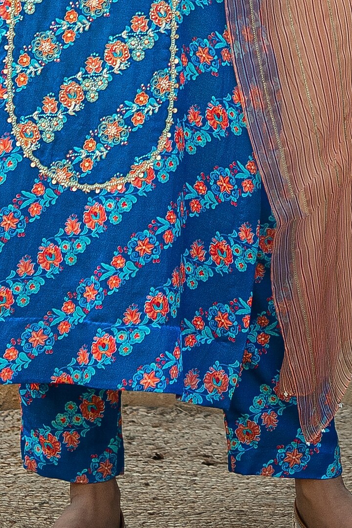 Cobalt Blue Printed & Hand Embroidered Kurta Set by Pita Nila at Pernia's Pop Up Shop