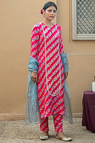 Fuchsia Printed & Hand Embroidered Kurta Set by Pita Nila