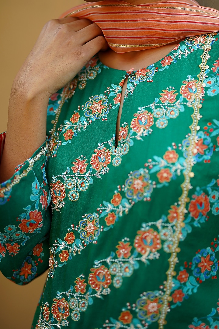Emerald Green Printed & Hand Embroidered Kurta Set by Pita Nila at Pernia's Pop Up Shop