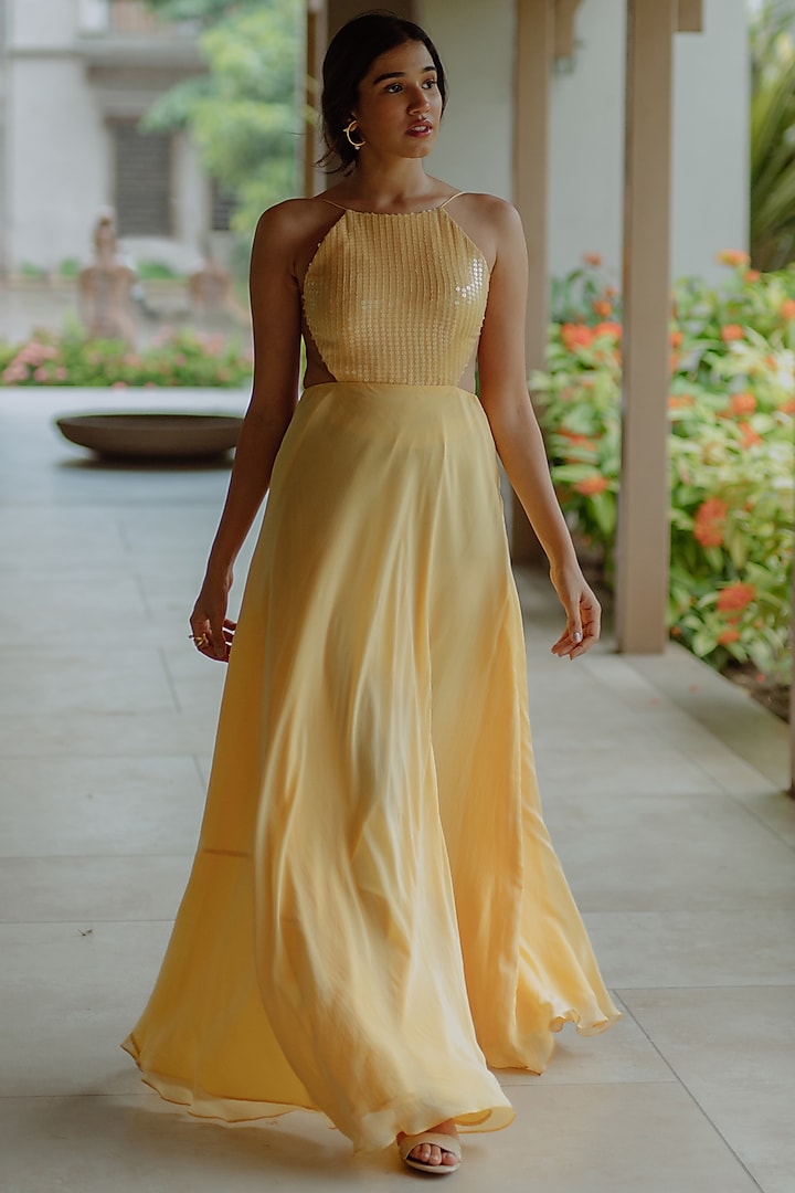 Powder Yellow Backless Gown With Side Cut-Outs by PINUP BY ASTHA