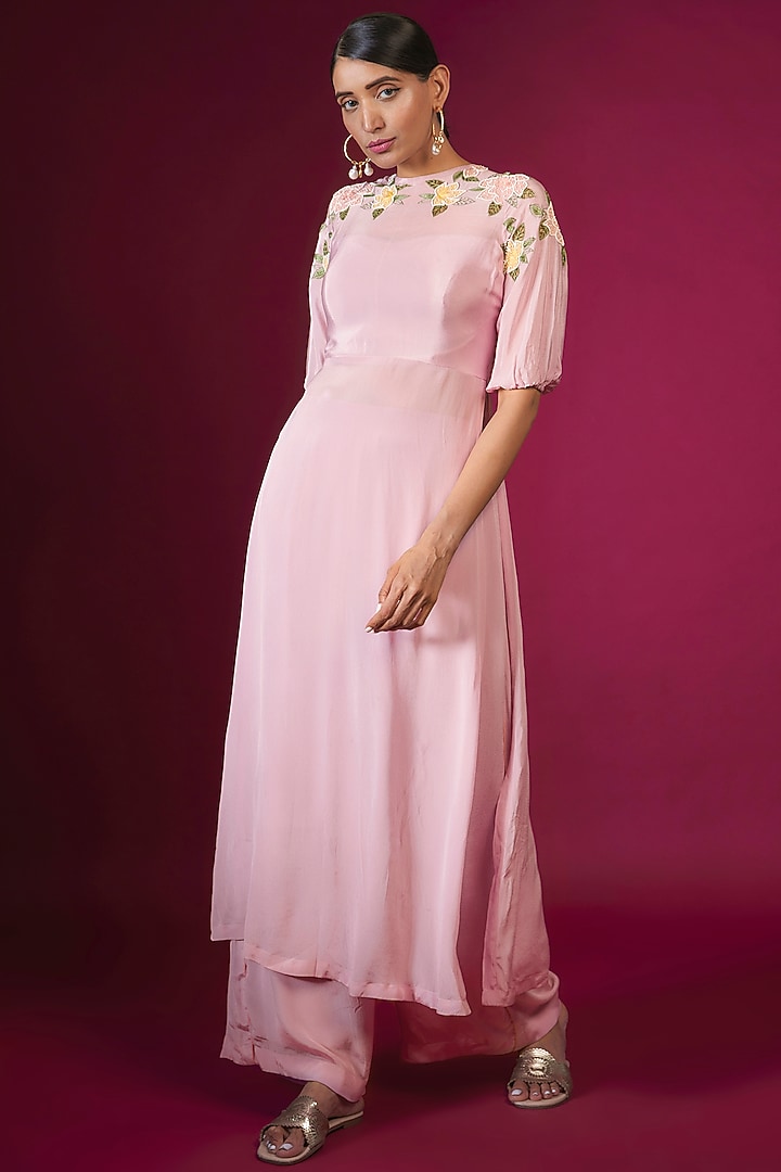 Purple Crepe Hand Embroidered Kurta Set by PITARA BY SIPIKA CHAWLA at Pernia's Pop Up Shop