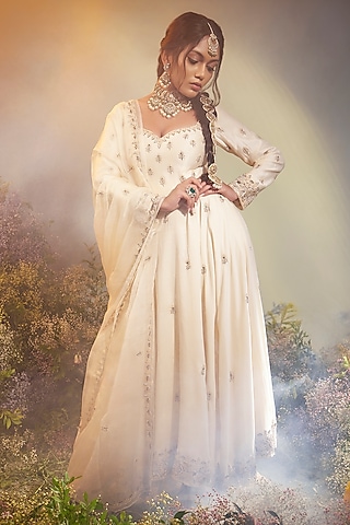 Ivory Chanderi Zari Work Anarkali Set by Peach It Up By Samridhi