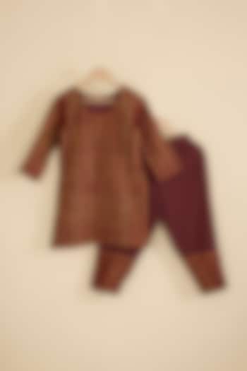 Red & Gold Handwoven Chanderi Stripe Kurta Set For Girls by Pixie at Pernia's Pop Up Shop