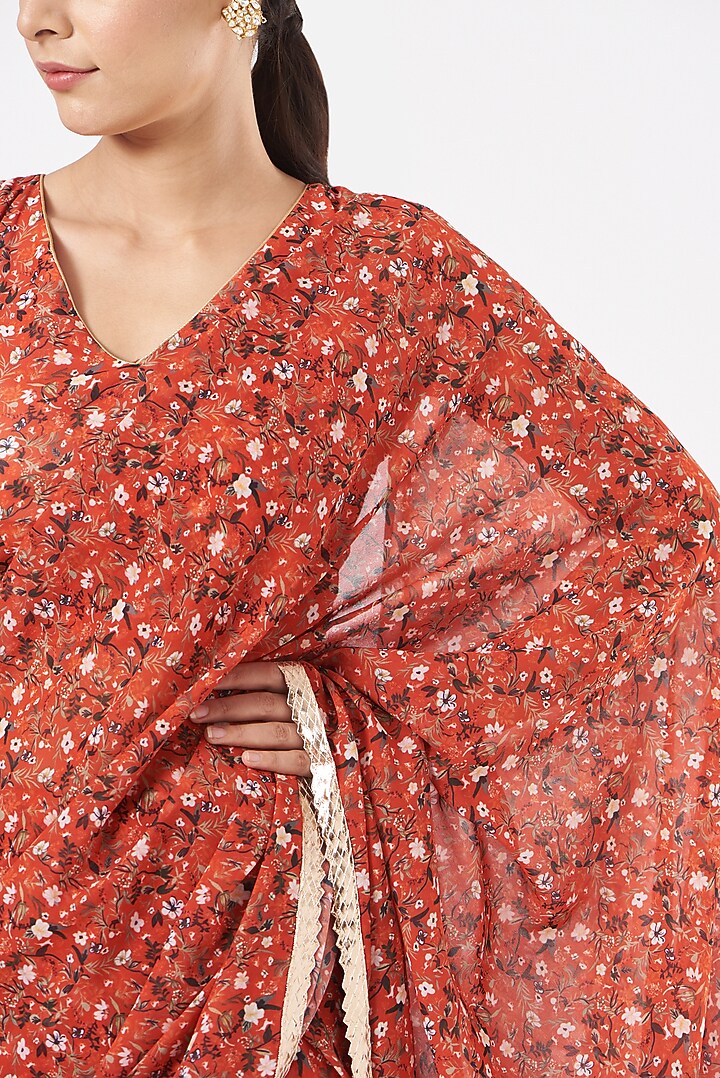 Fiery Red Printed Party Wear Saree Set by Piyanshu Bajaj at Pernia's Pop Up Shop
