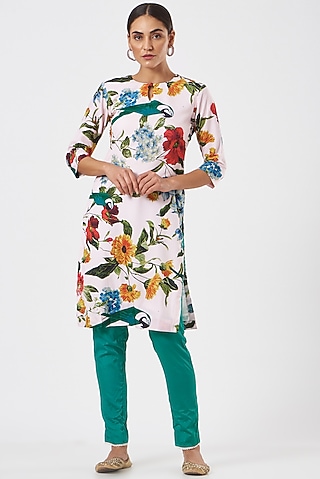 White Printed Kurta Set by Piyanshu Bajaj