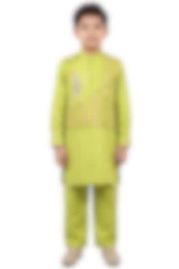 Parrot Green Cotton Satin Embroidered Kurta Set For Boys by Sky Is Pink at Pernia's Pop Up Shop