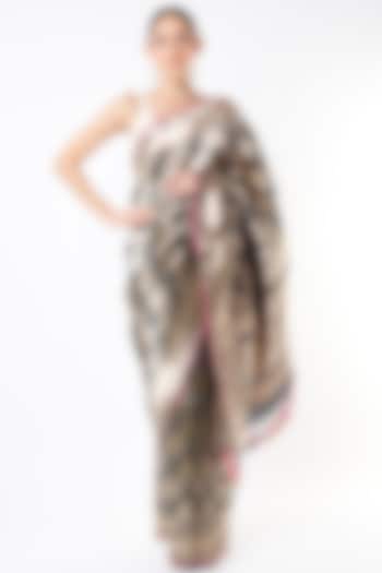 Black Banarasi Brocade Wedding Saree Set by Priyanka Jha at Pernia's Pop Up Shop