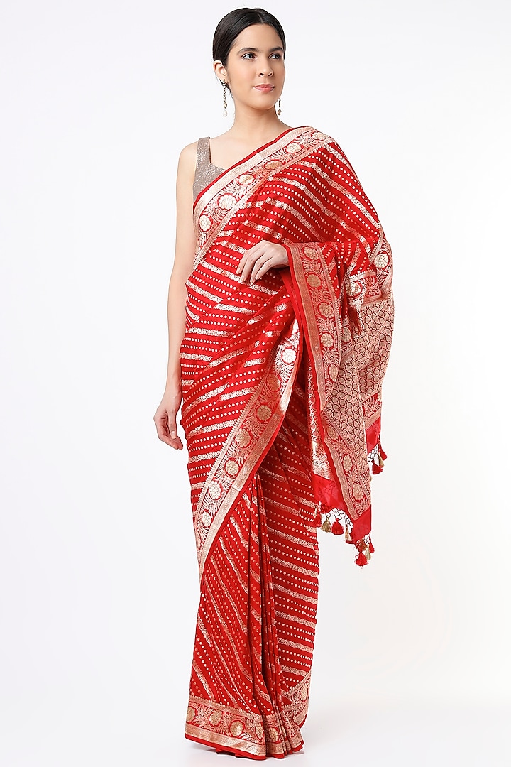 Red Pure Katan Silk Banarasi Brocade Saree Set by Priyanka Jha