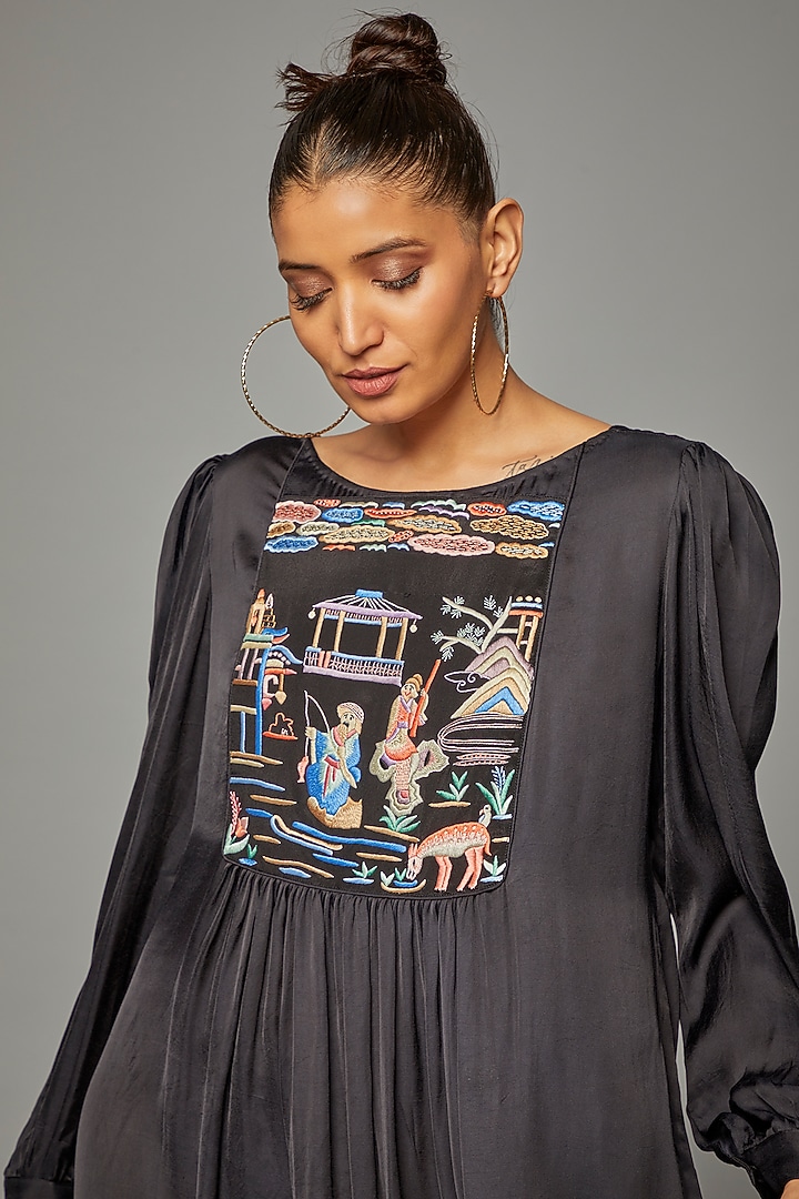 Black Crepe Silk Embroidered Tunic by Priyanka Jha at Pernia's Pop Up Shop