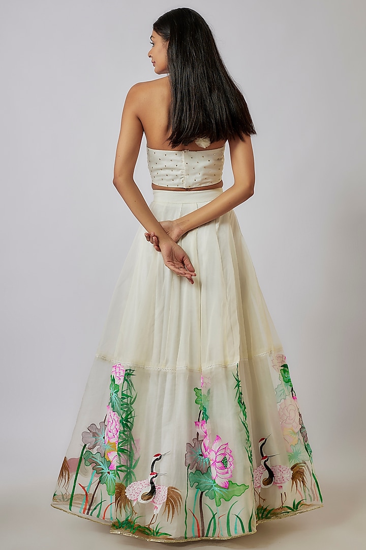 White Organza Hand-Painted Wedding Lehenga Set by Priyanka Jha at Pernia's Pop Up Shop