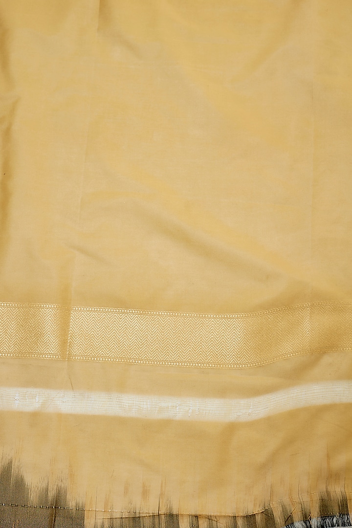 Beige Vegan Silk Meena & Boota Work Banarasi Party Wear Saree Set by Priyanka Jha at Pernia's Pop Up Shop