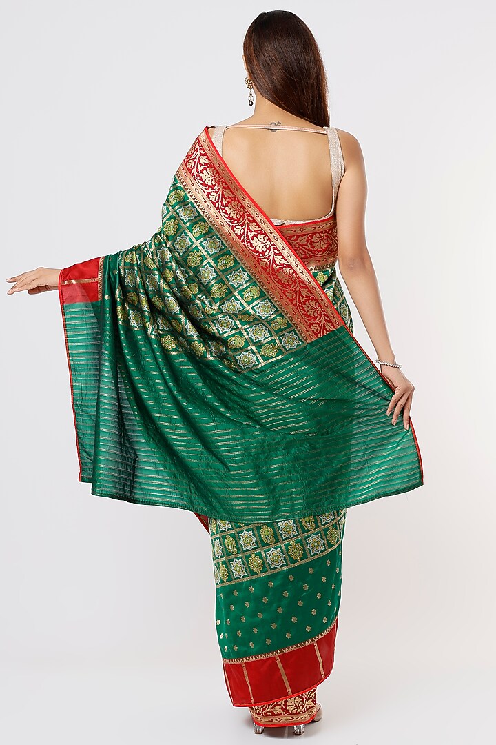 Emerald Green Banarasi Silk Wedding Saree by Priyanka Jha at Pernia's Pop Up Shop