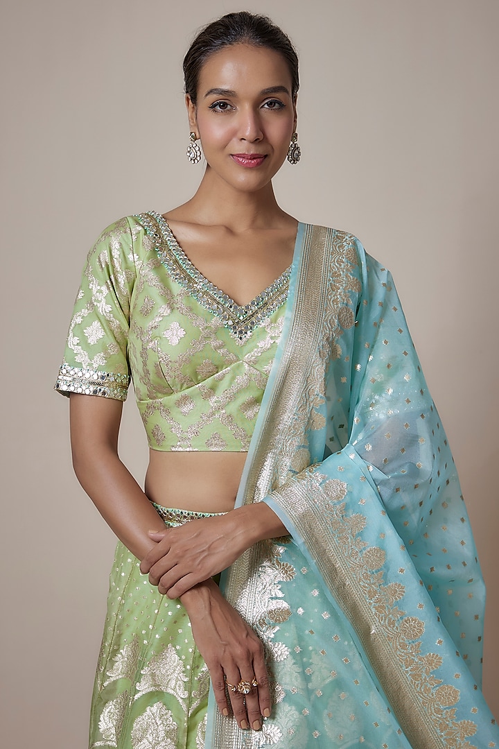 Light Pista Green Banarasi Organza Hand Embroidered Wedding Lehenga Set by Priyanka Jha at Pernia's Pop Up Shop