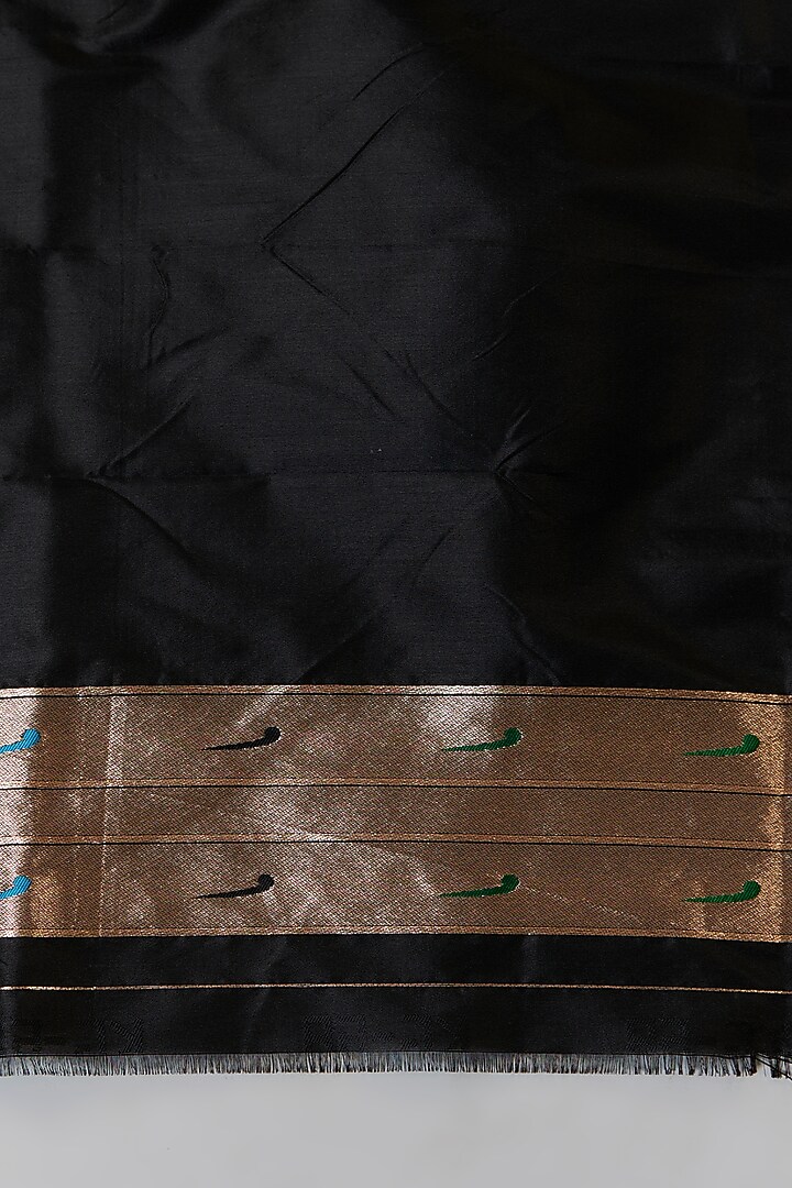 Black Viscose Silk Paithani Party Wear Saree Set by Priyanka Jha at Pernia's Pop Up Shop