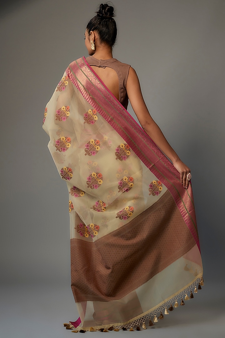 Beige Banarasi Art Silk Organza Festive Saree Set by Priyanka Jha at Pernia's Pop Up Shop