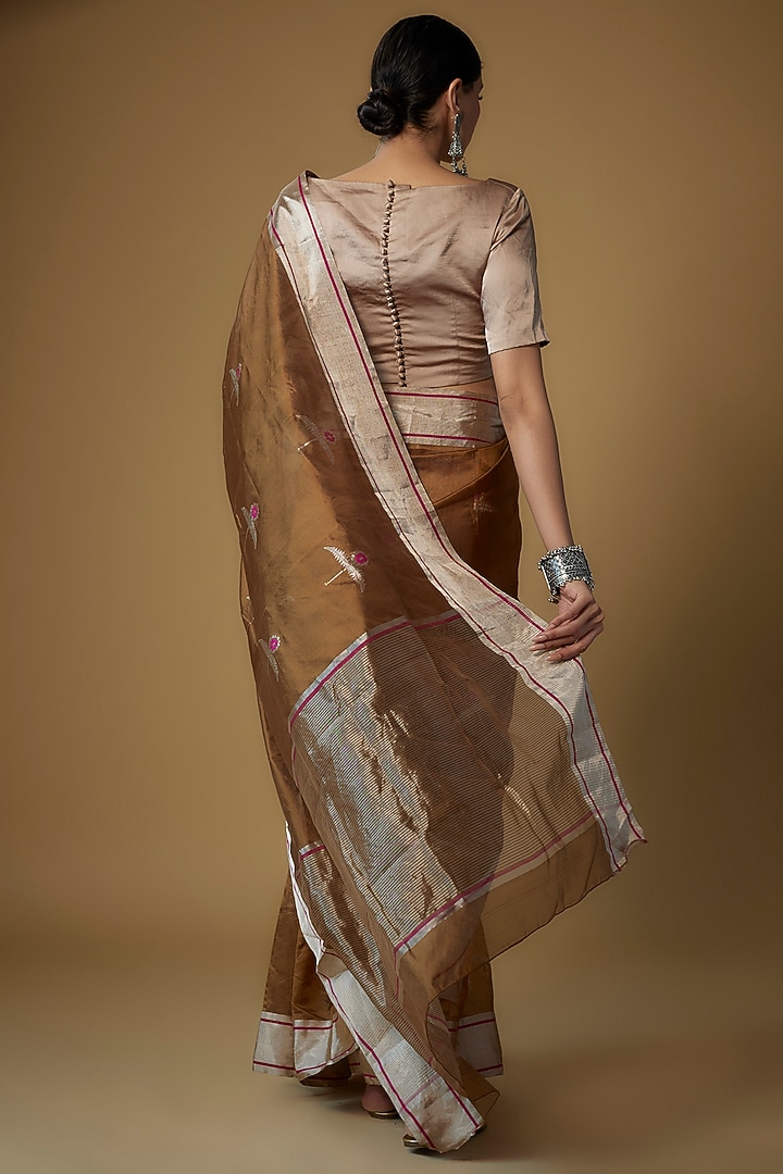 Golden Brown Pure Silk Chanderi Handwoven Wedding Saree Set by Priyanka Jha at Pernia's Pop Up Shop