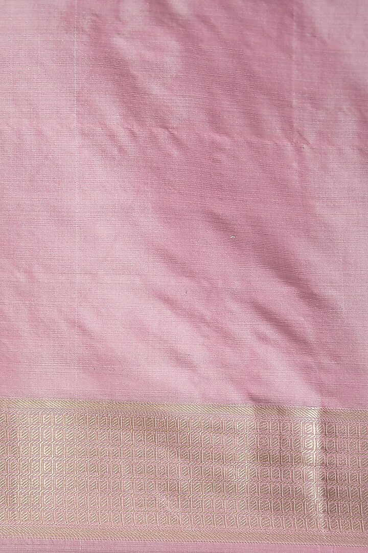 Lilac Handwoven Banarasi Wedding Saree Set by Priyanka Jha at Pernia's Pop Up Shop