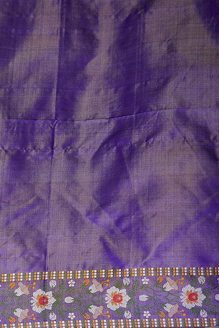 Lilac Handwoven Meenakari Wedding Saree Set by Priyanka Jha at Pernia's Pop Up Shop