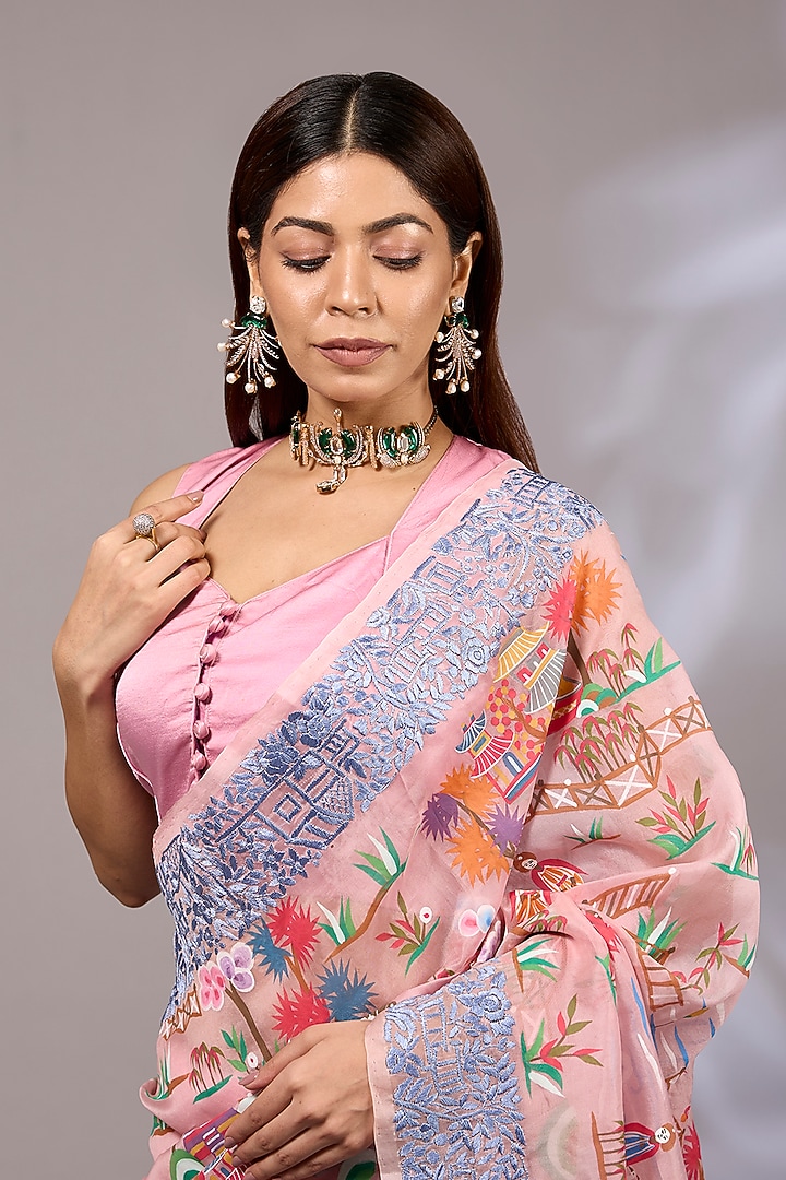 Peach Silk Organza Hand Embroidered Wedding Saree Set by Priyanka Jha at Pernia's Pop Up Shop