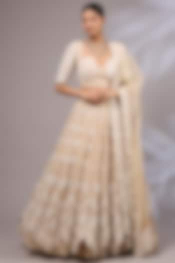 Light Beige Organza Silk Hand Embroidered Bridal Lehenga Set by Priyanka Jha at Pernia's Pop Up Shop