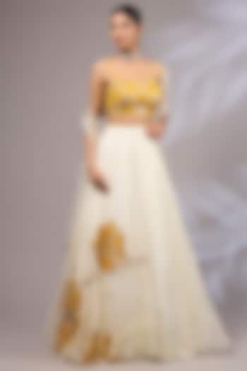 Off-White Organza Hand Embroidered Lehenga Set by Priyanka Jha at Pernia's Pop Up Shop