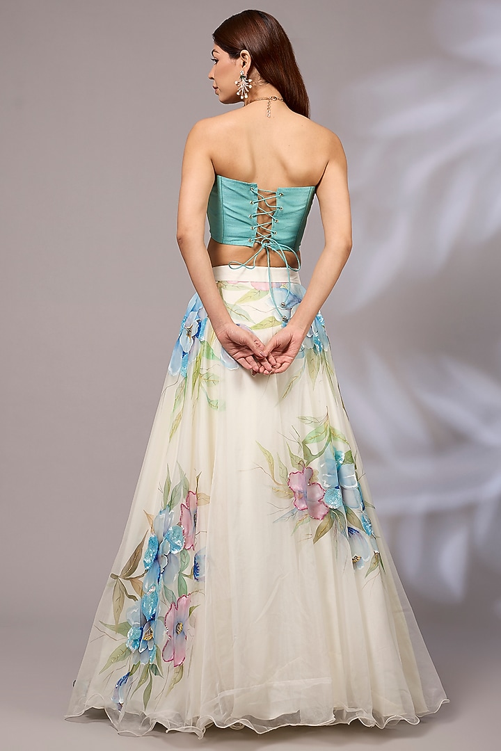 Off-White Organza Hand Embroidered Wedding Lehenga Set by Priyanka Jha at Pernia's Pop Up Shop