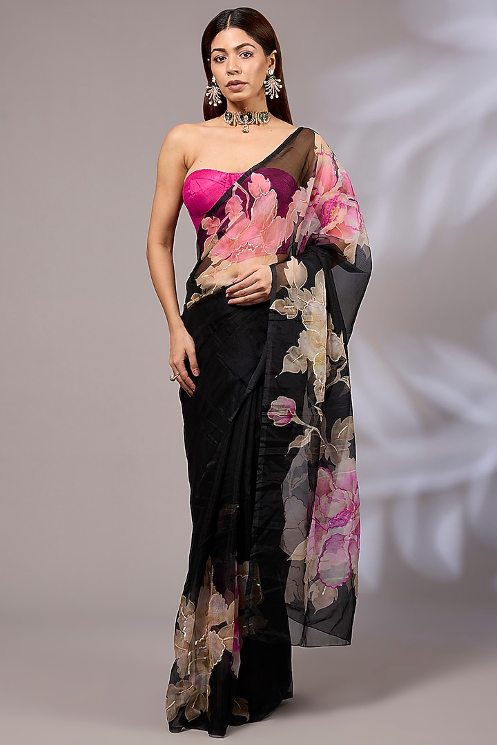 Black Organza Hand-Painted & Hand Embroidered Party Wear Saree Set by Priyanka Jha at Pernia's Pop Up Shop