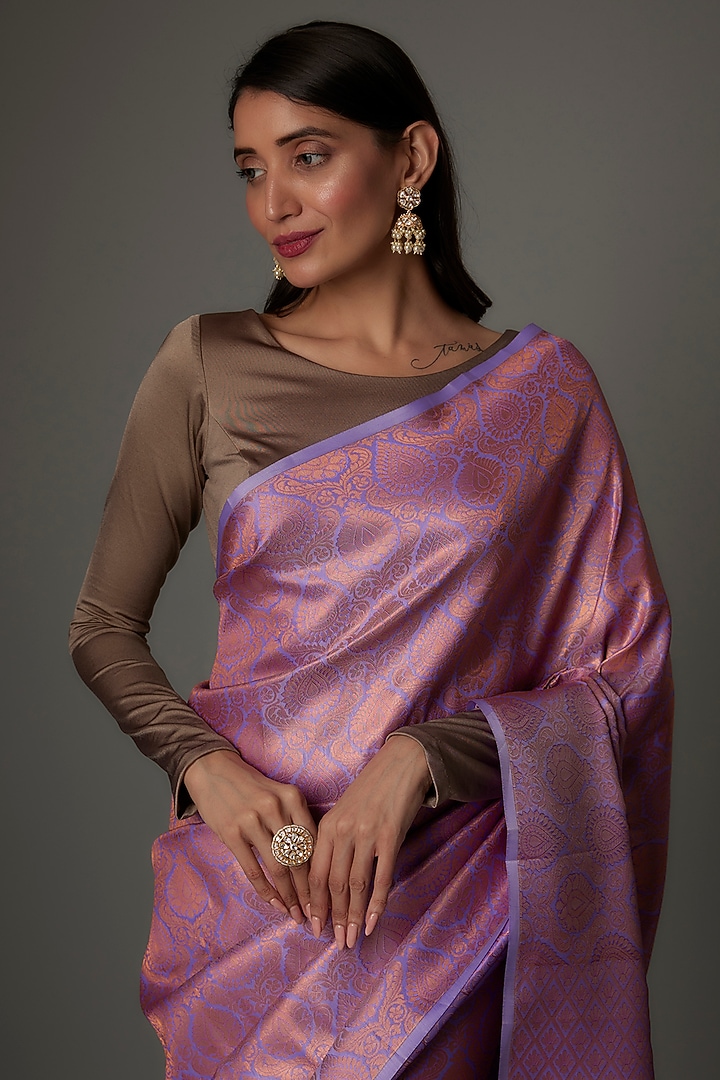 Mauve Soft Silk Jacquard Zari Festive Saree Set by Priyanka Jha at Pernia's Pop Up Shop
