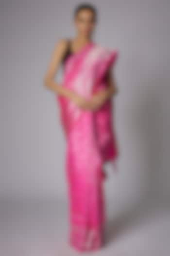 Pink Blended Silk Jacquard Festive Saree Set by Priyanka Jha at Pernia's Pop Up Shop