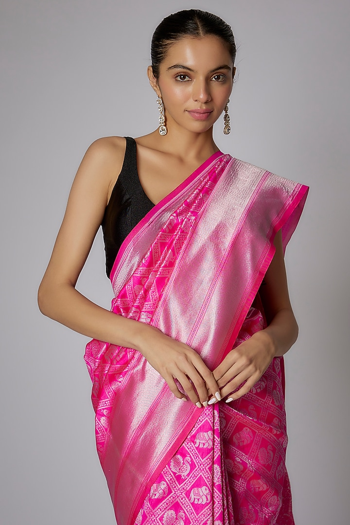 Pink Blended Silk Jacquard Festive Saree Set by Priyanka Jha at Pernia's Pop Up Shop