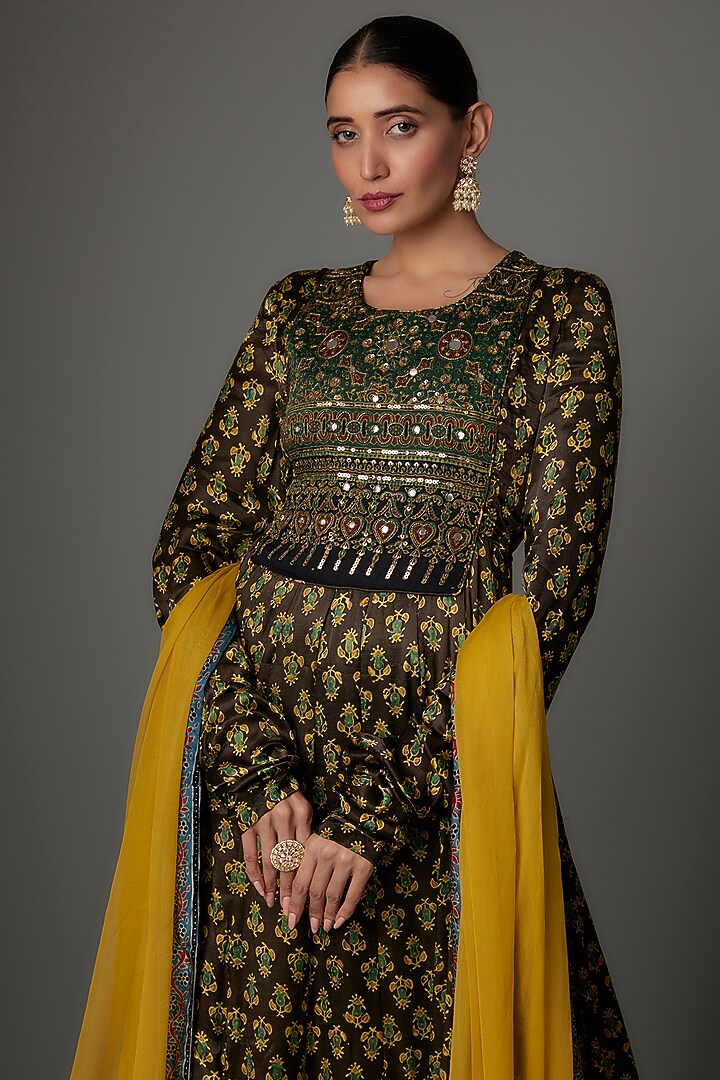 Olive Green Modal Silk Hand Embroidered Ajrakh Party Wear Anarkali Set by Priyanka Jha at Pernia's Pop Up Shop