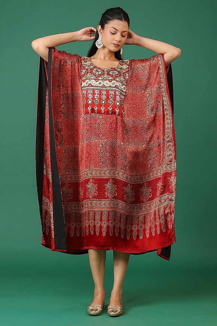 Maroon Modal Silk Hand Block Printed Kaftan by Priyanka Jha at Pernia's Pop Up Shop
