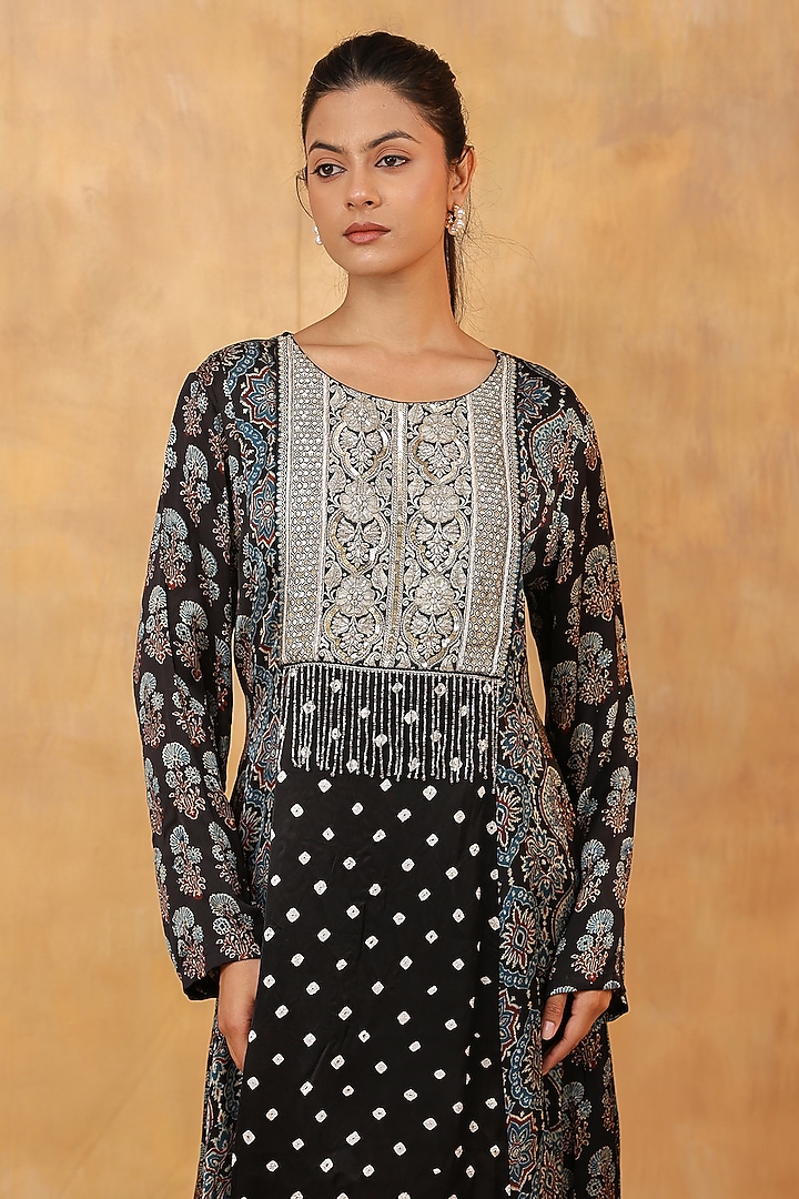 Black Silk Ajrakh Hand Block Printed Kaftan by Priyanka Jha at Pernia's Pop Up Shop