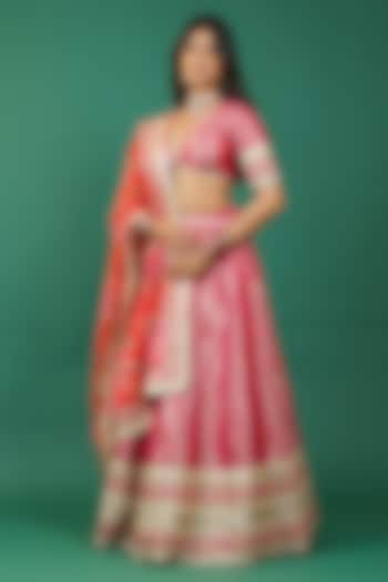 Pink Banarasi Embroidered Wedding Lehenga Set by Priyanka Jha at Pernia's Pop Up Shop